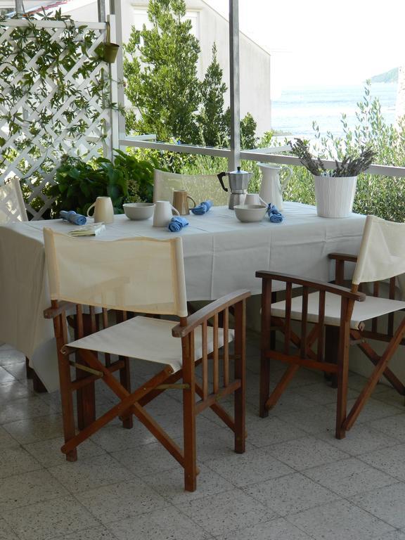 Seaview Guesthouse - Zf Hvar هفار الغرفة الصورة