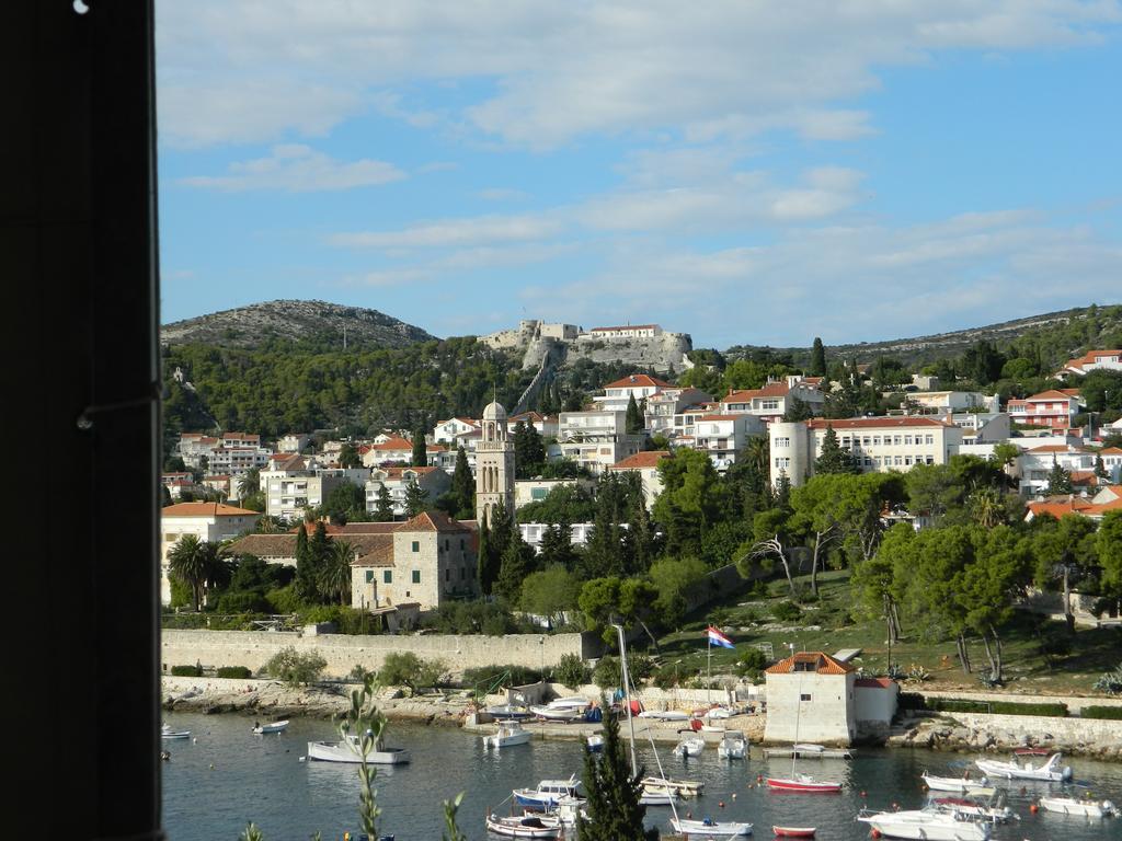 Seaview Guesthouse - Zf Hvar هفار الغرفة الصورة