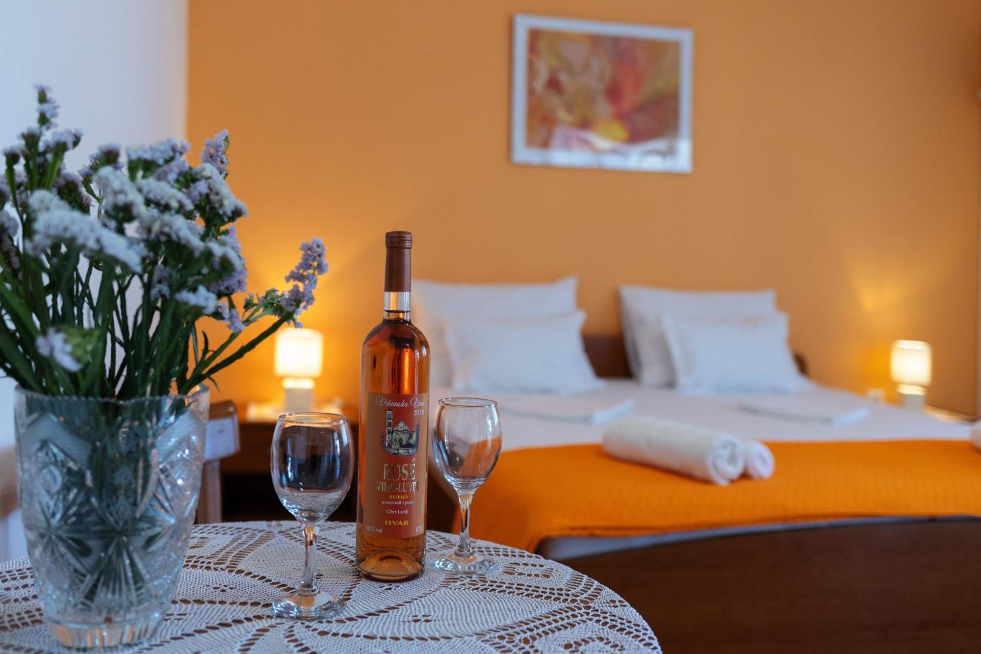 Seaview Guesthouse - Zf Hvar هفار المظهر الخارجي الصورة